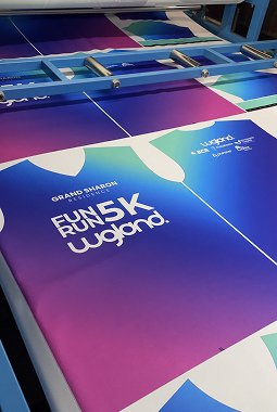 proses sublim jersey event lari di megapix sublim bandung