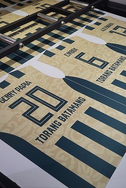 proses sublim jersey voli di megapix sublim bandung